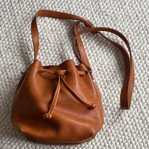Portland Leather Small Bucket Bag in Dune